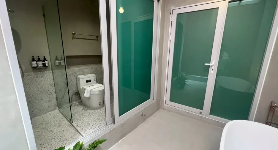 À vendre et à louer 4 chambres villa à Hua Hin, Prachuap Khiri Khan