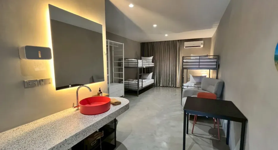 À vendre et à louer 4 chambres villa à Hua Hin, Prachuap Khiri Khan