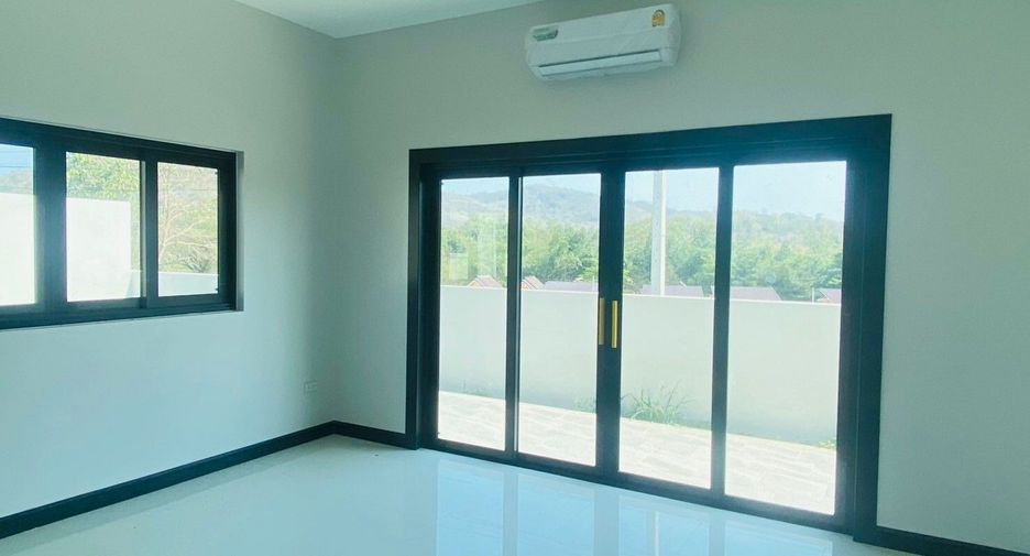 For sale 3 bedrooms house in Hua Hin, Prachuap Khiri Khan