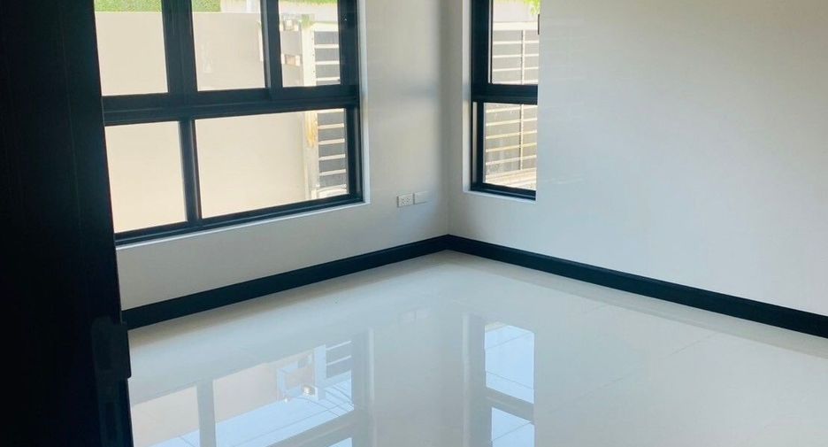 For sale 3 bedrooms house in Hua Hin, Prachuap Khiri Khan