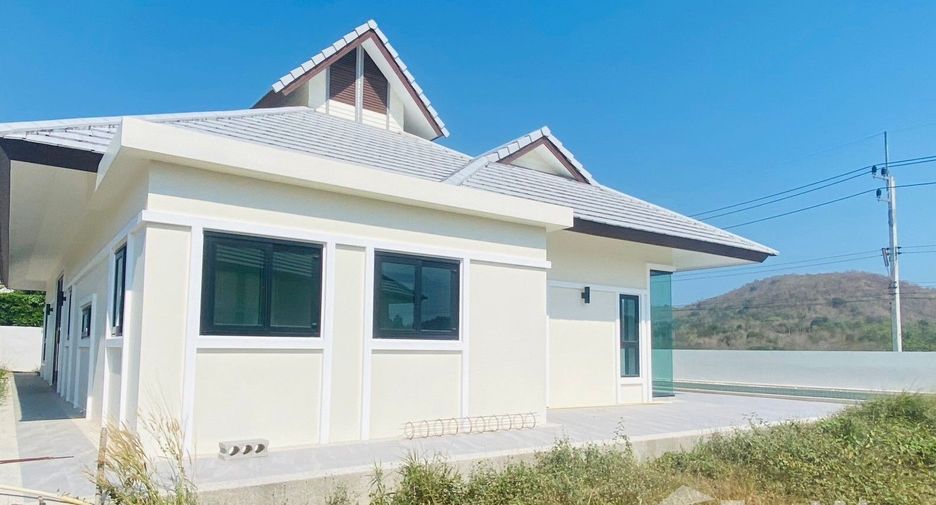 For sale 3 bedrooms house in Hua Hin, Prachuap Khiri Khan