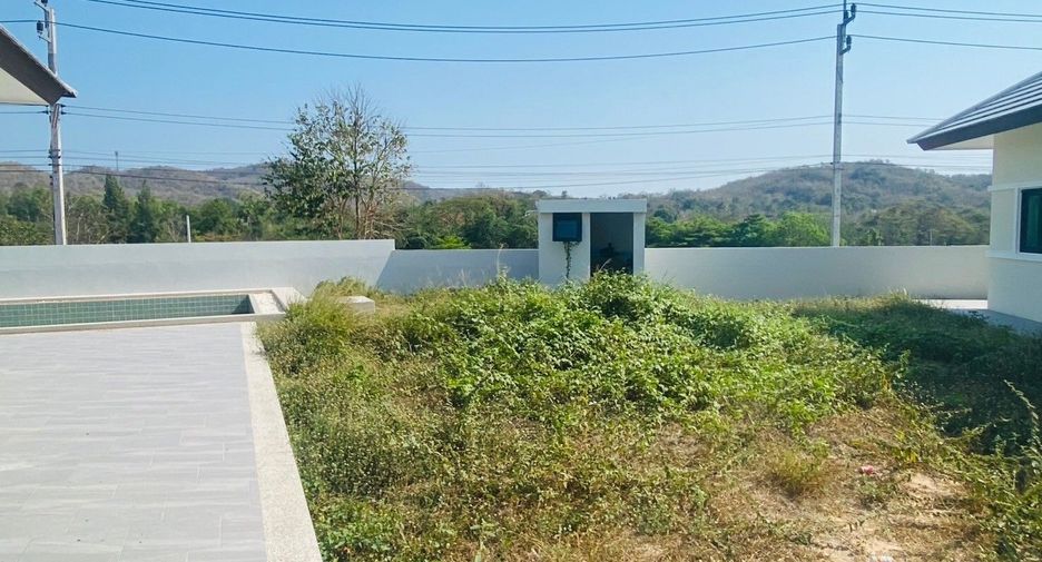 For sale 3 bedrooms house in Hua Hin, Prachuap Khiri Khan