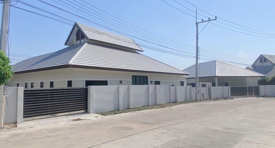 For sale 3 bedrooms house in Hua Hin, Prachuap Khiri Khan