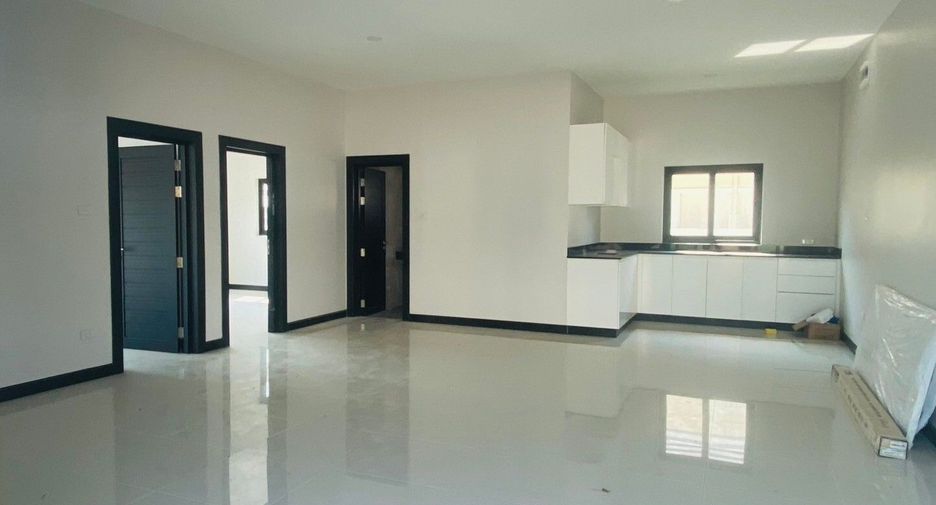 For sale 3 bedrooms house in Hua Hin, Prachuap Khiri Khan