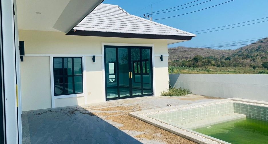 For sale 3 bedrooms house in Hua Hin, Prachuap Khiri Khan