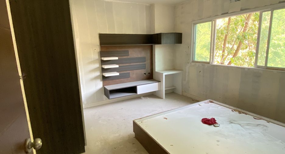For sale 2 bedrooms apartment in Mueang Phuket, Phuket