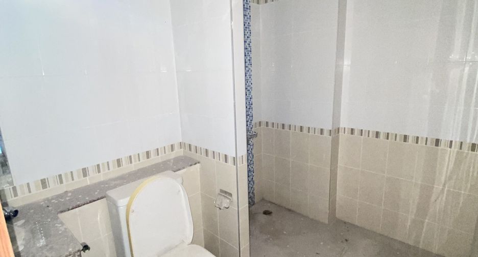 For sale 2 bedrooms apartment in Mueang Phuket, Phuket