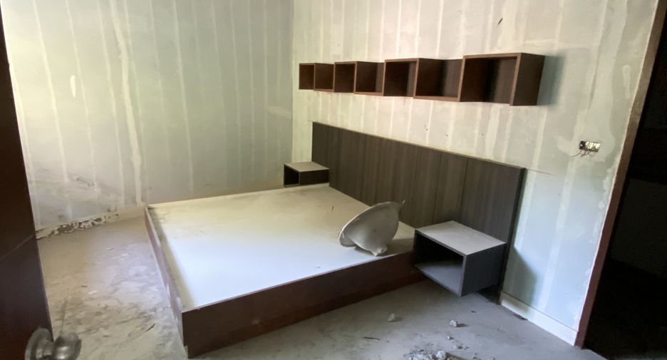 For sale 2 bedrooms apartment in Mueang Phuket, Phuket