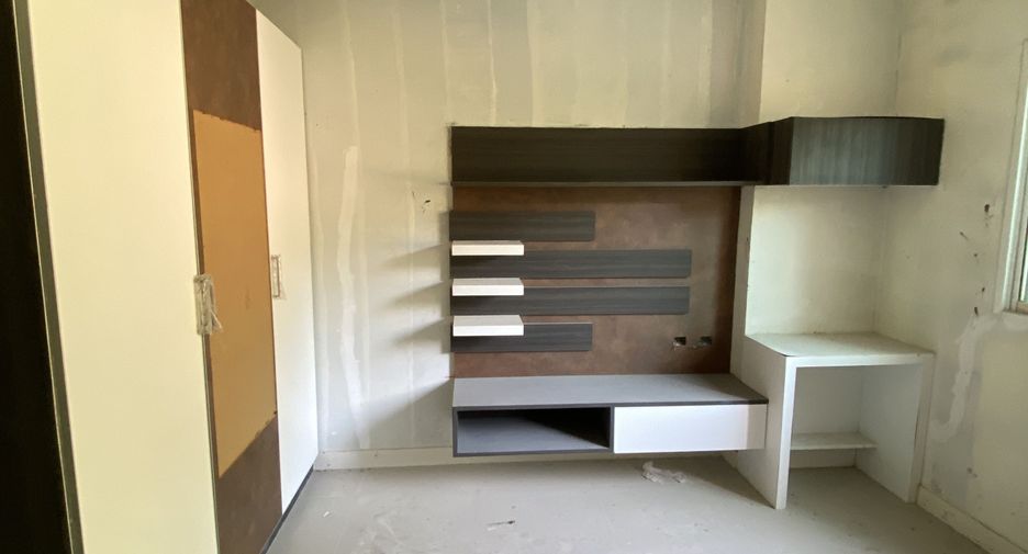 For sale 2 bedrooms apartment in Mueang Phuket, Phuket