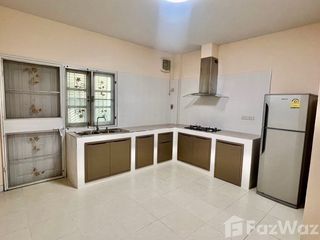 For sale 4 bedrooms townhouse in Mueang Samut Prakan, Samut Prakan