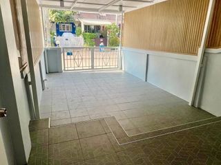 出售 4 卧室 联排别墅 在 Mueang Samut Prakan, Samut Prakan