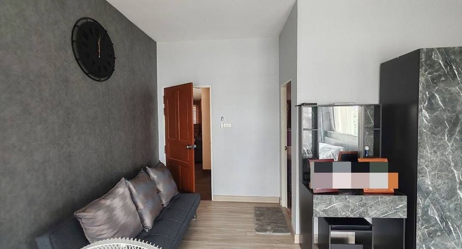 For rent 4 bedrooms house in Mueang Chiang Mai, Chiang Mai