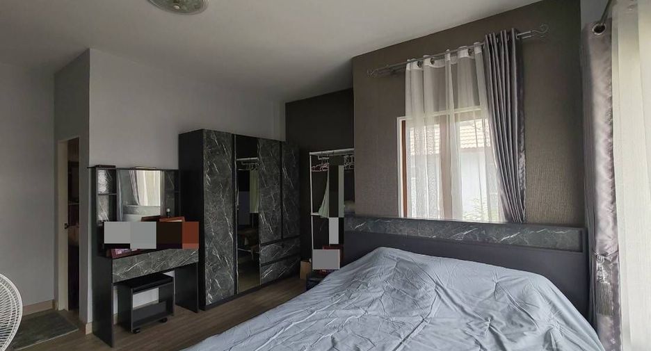 For rent 4 bedrooms house in Mueang Chiang Mai, Chiang Mai