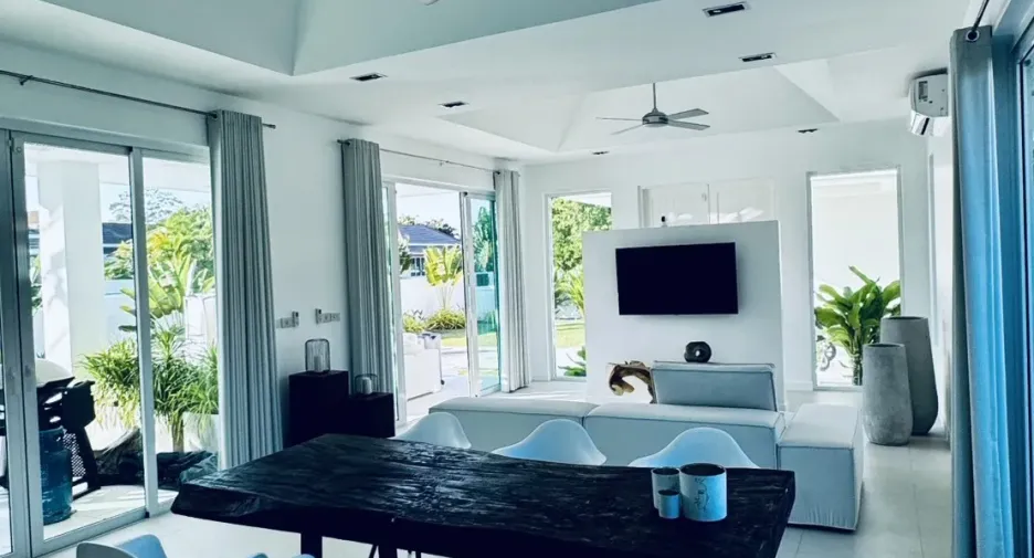 For sale 4 ベッドルーム house in Hua Hin, Prachuap Khiri Khan