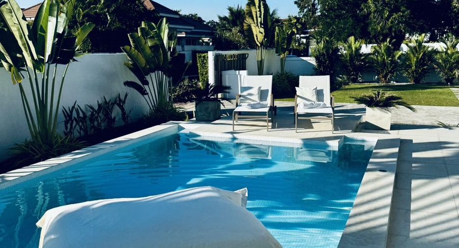 For sale 4 ベッドルーム house in Hua Hin, Prachuap Khiri Khan