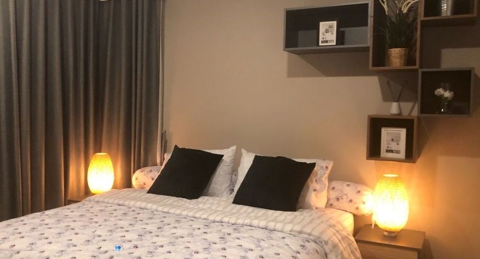 For sale 2 ベッドルーム condo in Sathon, Bangkok