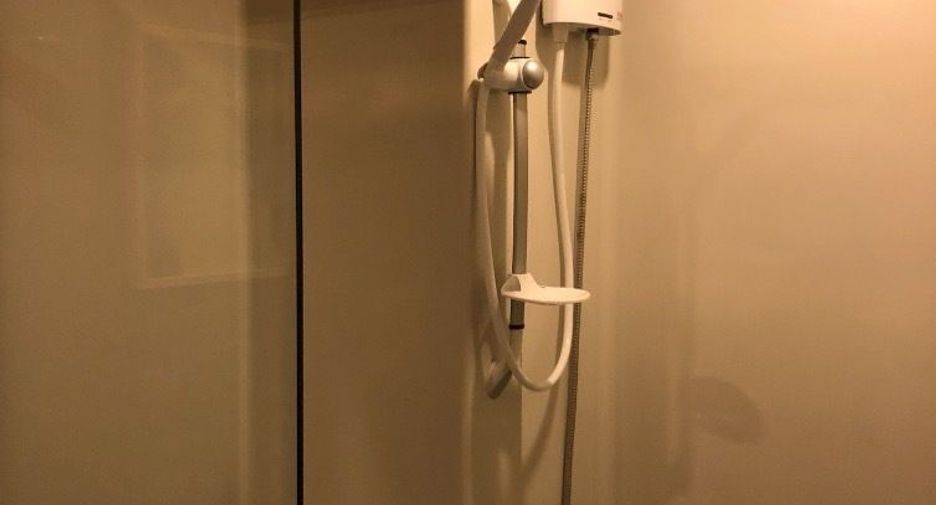For sale 2 ベッドルーム condo in Sathon, Bangkok