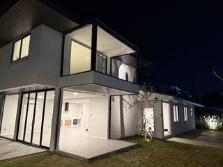 À louer 5 chambres villa à Mueang Chiang Mai, Chiang Mai