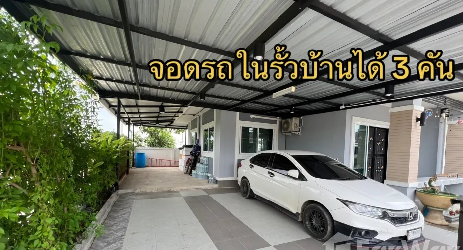 出售 3 卧室 独立屋 在 Phanat Nikhom, Chon Buri