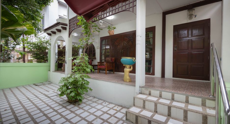 ขาย 4 ห้องนอน บ้านเดี่ยว ใน ห้วยขวาง, กรุงเทพฯ