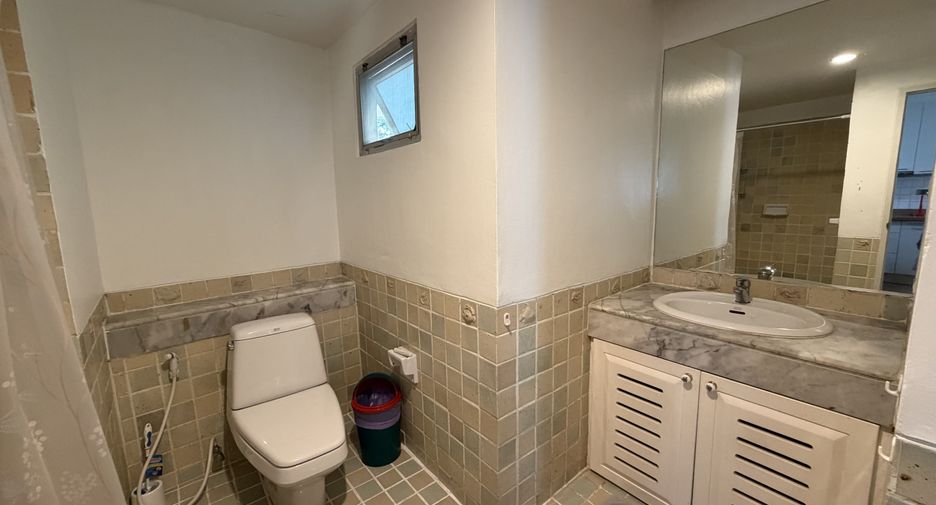 For rent 2 bedrooms condo in Hua Hin, Prachuap Khiri Khan