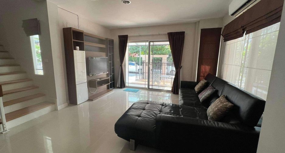 For rent 3 bedrooms house in Mueang Chiang Mai, Chiang Mai