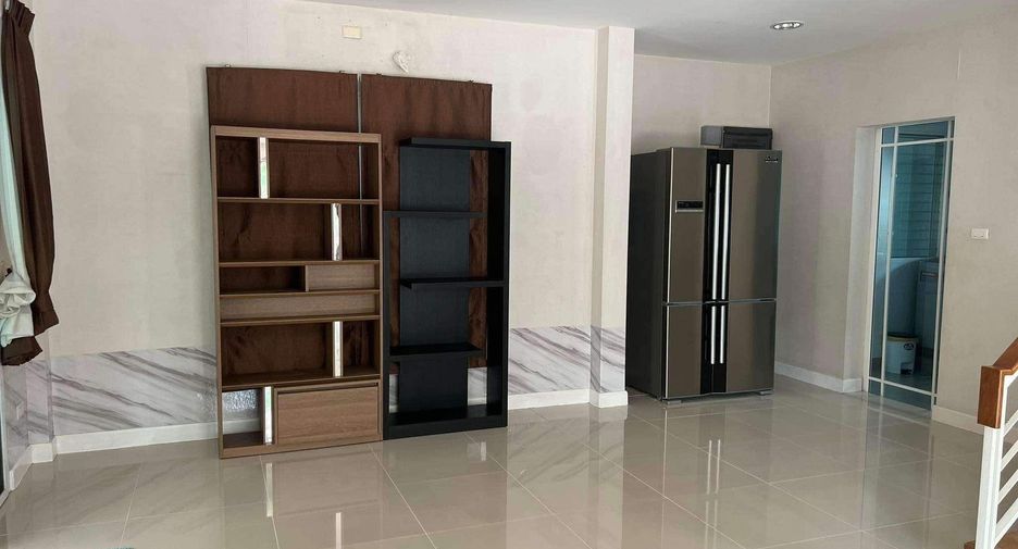 For rent 3 bedrooms house in Mueang Chiang Mai, Chiang Mai