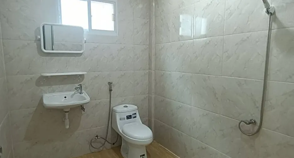 For sale 2 bedrooms townhouse in Lat Krabang, Bangkok