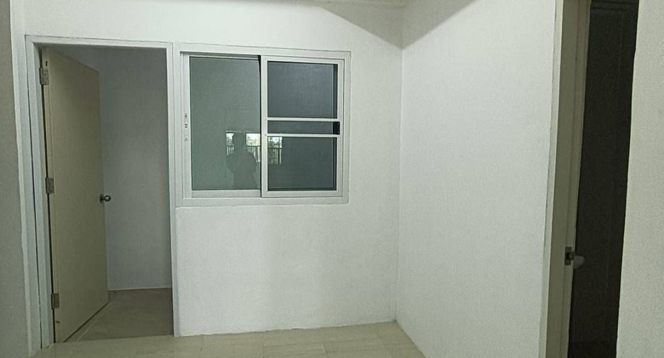 For sale 2 bedrooms townhouse in Lat Krabang, Bangkok
