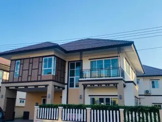 For Rent 4 Bedroom House In San Kamphaeng, Chiang Mai