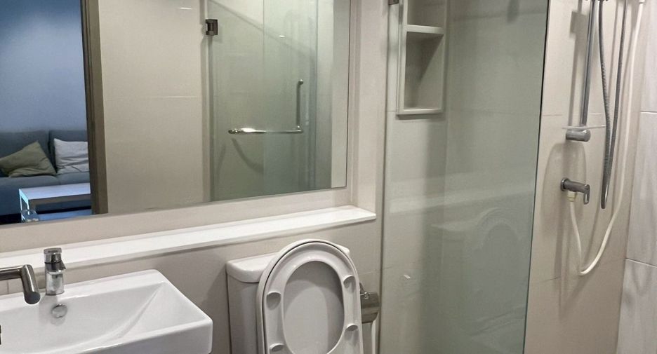Продажа 1 кровать кондо в Хуаи Кхщанг, Бангкок