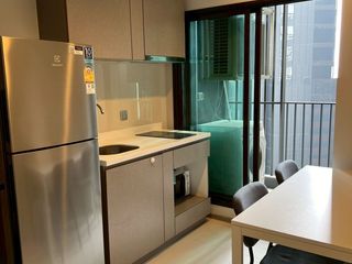 For sale 1 bed condo in Huai Khwang, Bangkok