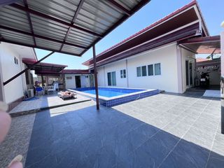 Продажа 3 спальни вилла в Ча Ам, Пхетбури