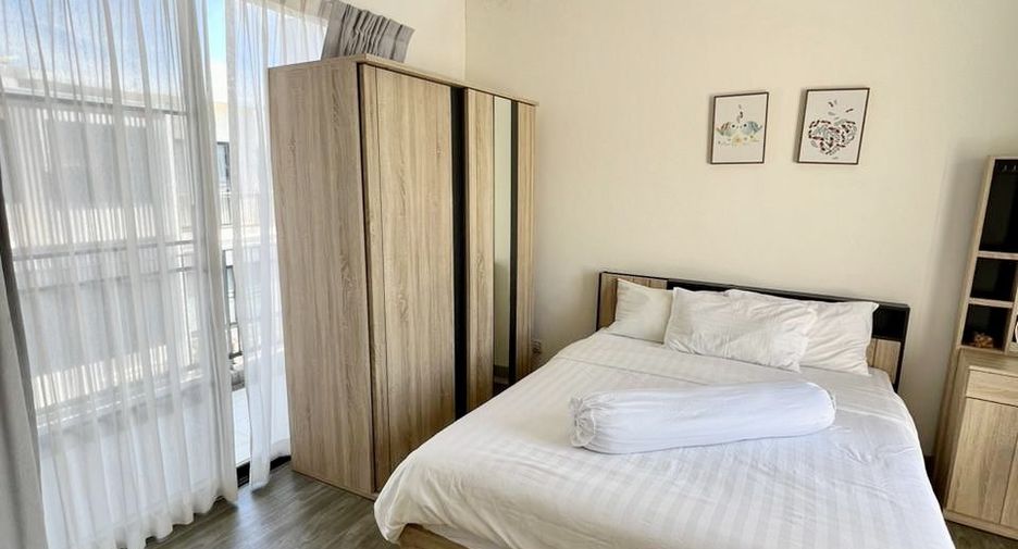 For rent 3 bedrooms townhouse in Thalang, Phuket