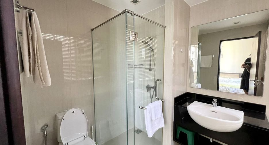 For rent 3 bedrooms townhouse in Thalang, Phuket