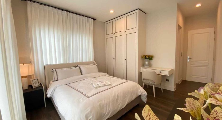 For sale and for rent 4 bedrooms house in Bang Khen, Bangkok