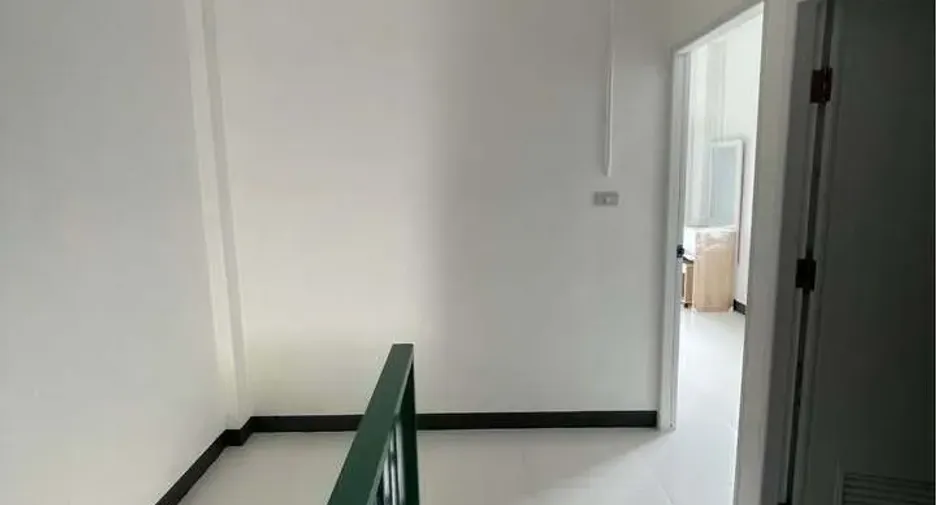 For rent 3 bedrooms townhouse in Hang Dong, Chiang Mai