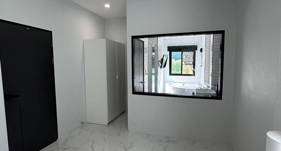 Продажа 4 спальни дом в Дои Сакет, Чианг Маи