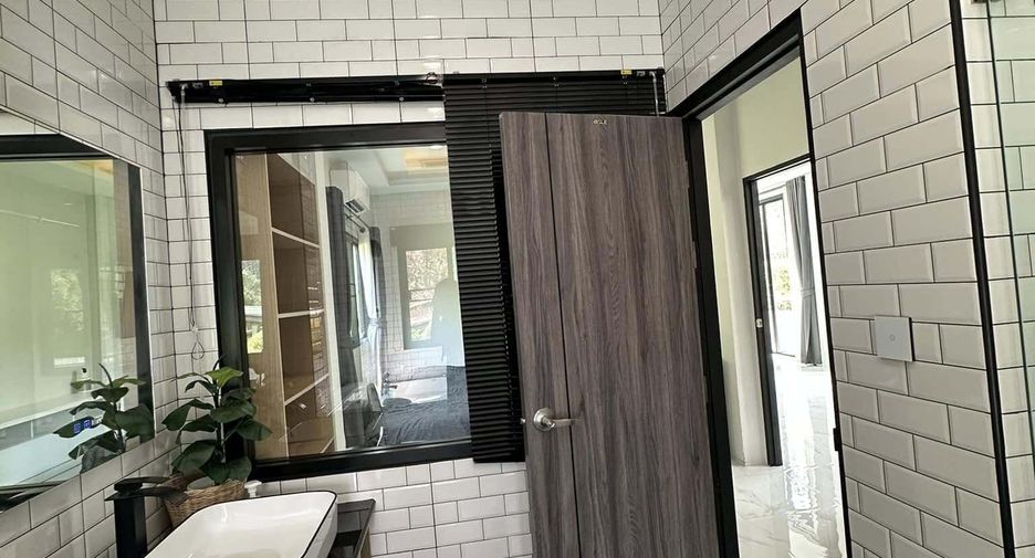 For sale 4 bedrooms house in Doi Saket, Chiang Mai