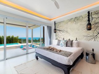 For sale 4 bedrooms villa in Ko Samui, Surat Thani