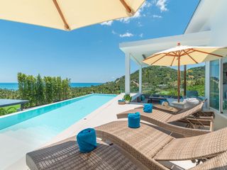 For sale 4 bedrooms villa in Ko Samui, Surat Thani