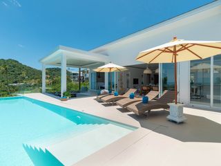 For sale 4 bedrooms villa in Ko Samui, Surat Thani