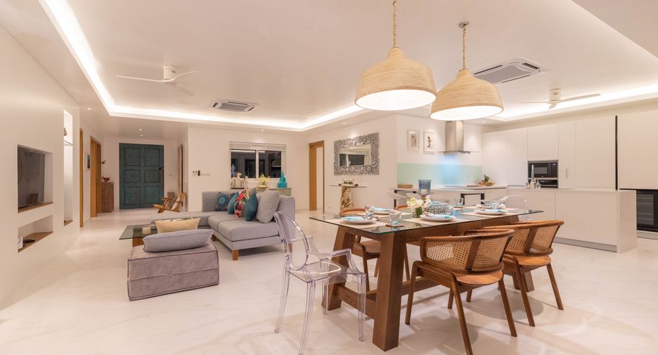For sale 4 bedrooms villa in Ko Samui, Surat Thani