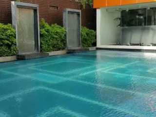 For sale 1 Beds condo in Phra Khanong, Bangkok