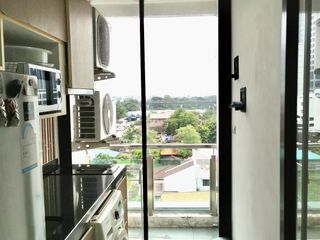 For sale 1 Beds condo in Phra Khanong, Bangkok