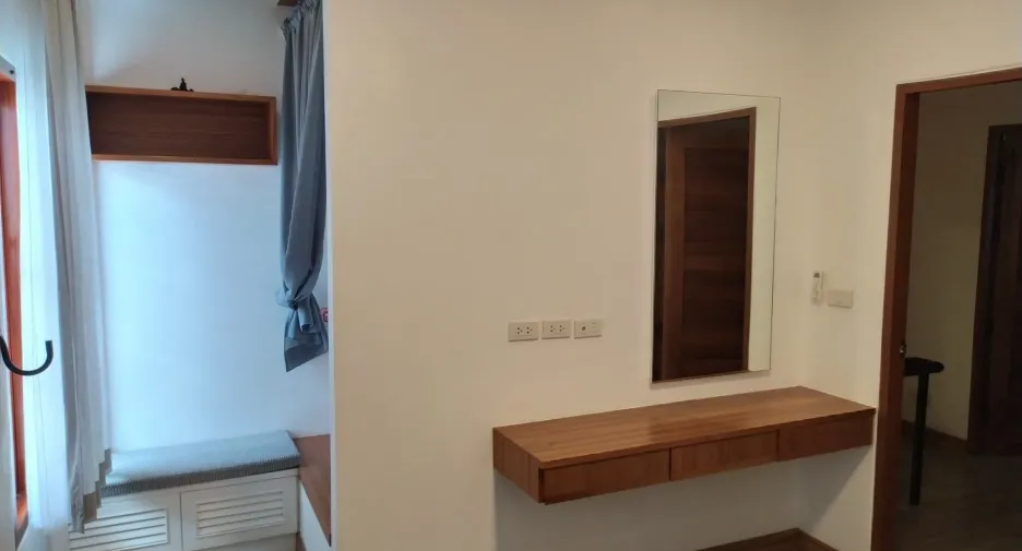 For rent 2 bedrooms townhouse in Mueang Chiang Mai, Chiang Mai