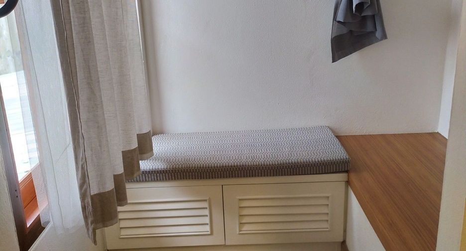 For rent 2 bedrooms townhouse in Mueang Chiang Mai, Chiang Mai