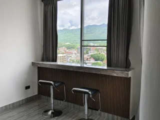 À louer 2 chambres condo à Mueang Chiang Mai, Chiang Mai