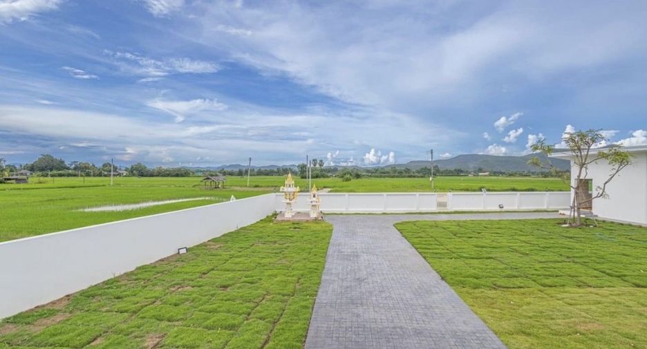 For sale and for rent 3 bedrooms house in Doi Saket, Chiang Mai