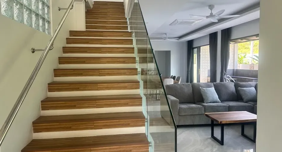 For sale 4 bedrooms villa in Ko Samui, Surat Thani